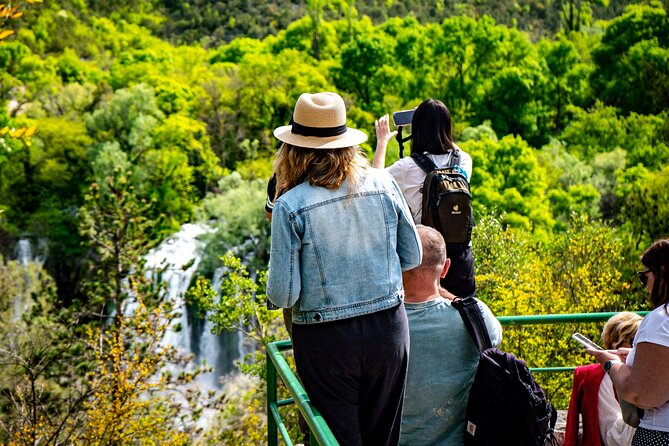 Mostar and Herzegovina Tour with Kravica Waterfall from Split & Trogir - Kravica Falls: entrance fees, cash rules, and making 1 hour 15 count