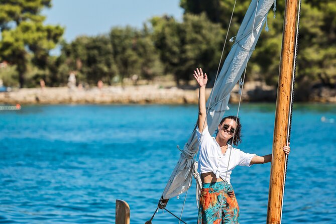 NEW! Zadar Traditional Boat Ride & Old Town Walking Tour by Šušur - Narodni trg: the center of urban life from medieval times