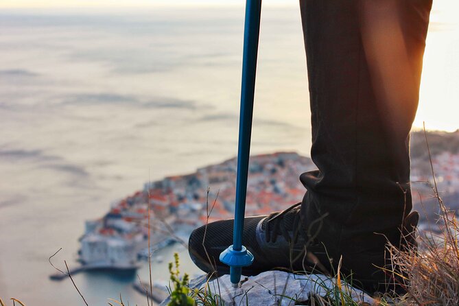 Panoramic Sunset Hike - Guides and the small details that make it memorable