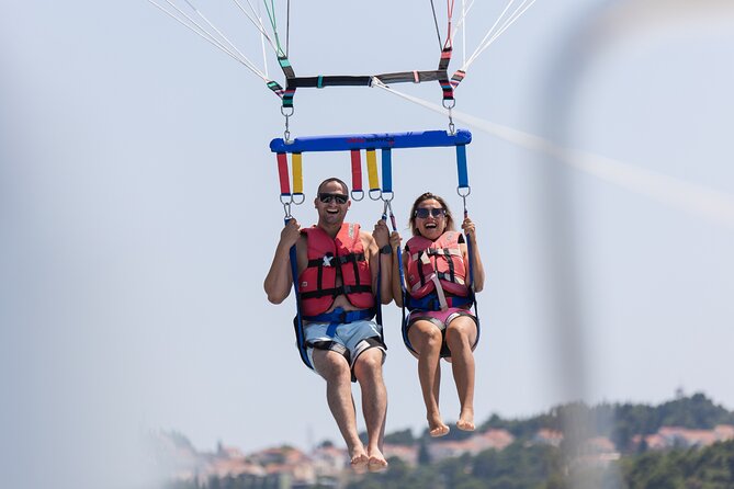 Parasailing in Cavtat - During the flight: music, photos, and big-view time