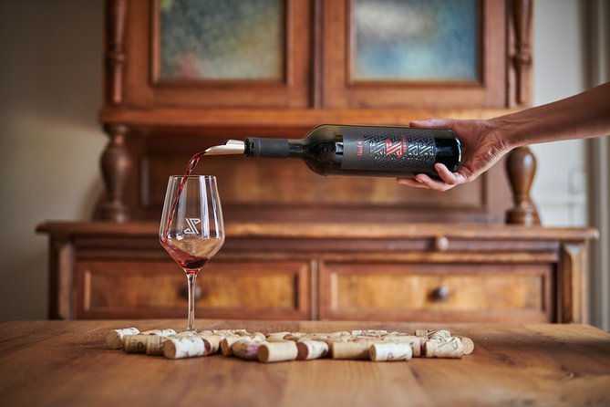 PERVINO - Wine tasting - The 90-minute flow, from wine picking to olive oil and cheese
