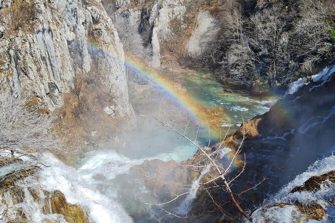 Plitvice and Rastoke day trip from Zagreb w/ticket (guar. dep.) - Boat and train rides, plus what changes in winter