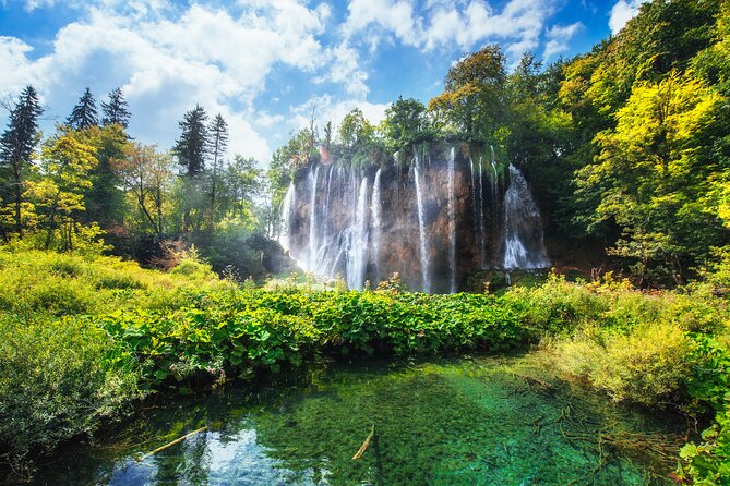 Plitvice Lakes and Rastoke Tour w/ ticket (ENG/ESP) - The panoramic train ride back, then a final walk from a new angle
