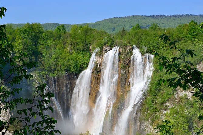 Plitvice Lakes Day Tour from Zadar, Simple and Safe - Guides and communication: clear direction, mixed expectations for commentary