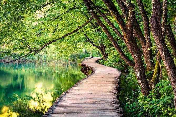 Plitvice Lakes National Park: Day Trip from Omiš - Veliki Slap: the 255-foot moment you plan around