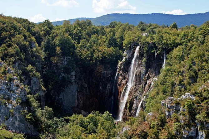 Plitvice Lakes National Park Tour from Zadar - Veliki Slap in 20 Minutes: Big Waterfall Energy, Short Time Window