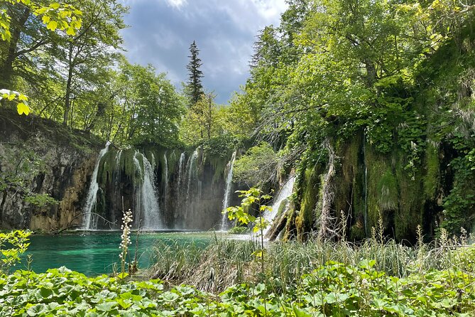 Plitvice Lakes with Ticket & Rastoke Guided Trip from Zagreb - Pace, walking distance, and what to pack so you enjoy it