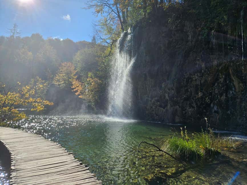 Plitvice: Plitvice Lakes Guided Tour with Boat Ride - Key things to know before you go