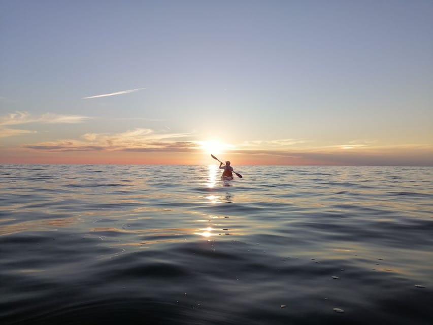 Poreč: Sea Kayaking Sunset Tour - Mid-Tour Breaks, Snacks, and Refreshments on the Water