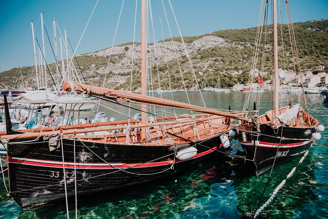 Private Blue cave, Mamma Mia and Hvar, 5 islands tour from Split - Stiniva Cove: sea-only access and a quick swim moment