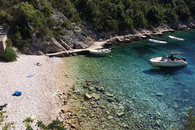 Private Boat Tour by local expert - Create Your Itinerary - Key things that make this private Split boat day worth it