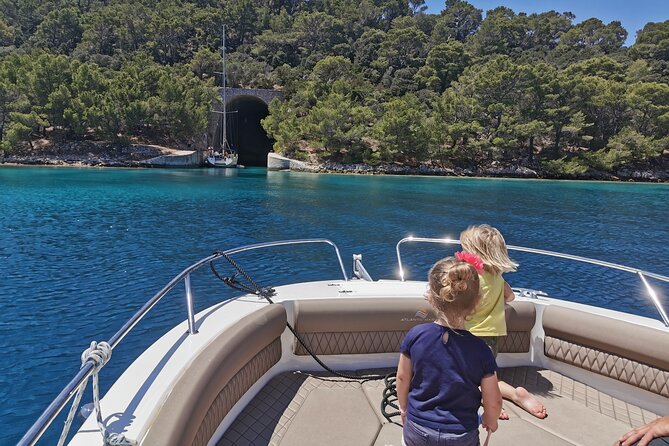 Private boat Tour - Dubrovnik Old Town and Elaphite islands - Getting to the Boat: Lapadska Obala, Pickup Limits, and Transfer Reality