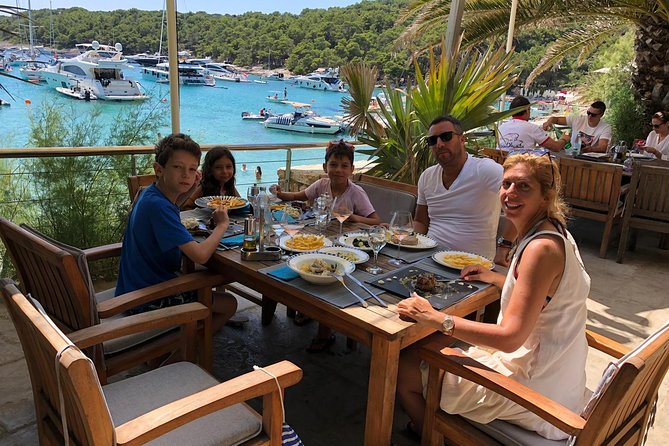 Private Boat Tour with Customized Itinerary from Split or Trogir - Who this private boat day suits best