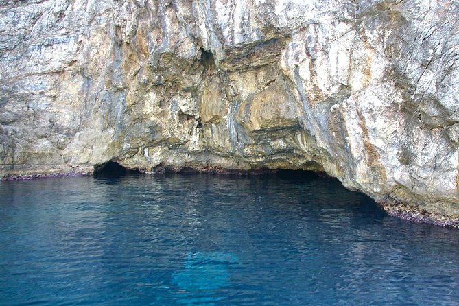 Private Boat Tours Dubrovnik Elaphiti islands & Blue cave - How the skipper’s flexibility makes the difference