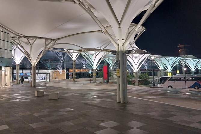 <strong>Private Door to Door Airport Split Transfer up to 15 People</strong> – Key highlights to know before you ride’ /></p>
<ul>
<li><strong>Name-on-arrival meet point</strong> so you can spot your driver fast</li>
<li><strong>Luggage assistance</strong> right after you clear arrivals</li>
<li><strong>Door-to-door drop-off</strong> to your accommodation or another chosen location</li>
<li><strong>Kaštela and Solin route</strong> plus short commentary on culture and food</li>
<li><strong>Private group only</strong> with your own party, no shared ride surprises</li>
<li><strong>Fast, clear communication</strong> backed up by top ratings and simple landing instructions</li>
</ul>
<h2 id="meeting-your-driver-at-split-arrivals-plus-easy-ferry-pick-ups">Meeting your driver at Split arrivals, plus easy ferry pick-ups</h2>
<p><img width="669" height="446" decoding="async" src=