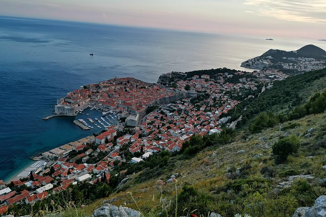 PRIVATE Dubrovnik Panorama sightseeing tour - The Guide Experience, Including the Dino Factor
