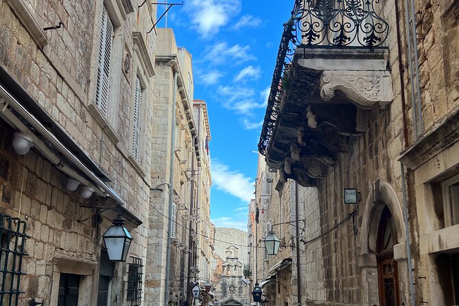 Private Game of Thrones and City Wall Tour - Stradun, Ivan Gundulić Square, and the Shame stairs effect