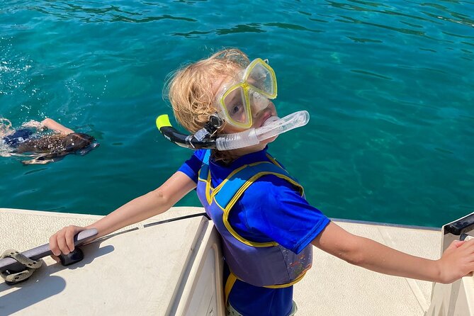 Private Half-Day Boat Tour with Snorkeling and Drinks - Snorkeling gear and masks: what you should bring anyway