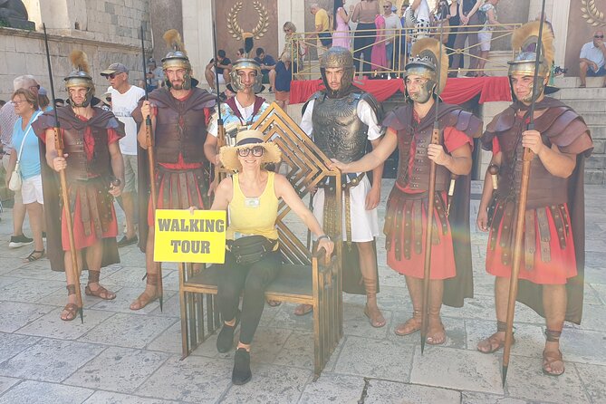 Private History Split Walking Tour in English - Key things to know before you go