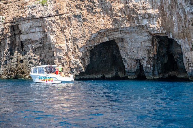 Private Luxury Boat tour for 12 from Split, Brac, Trogir, Hvar - Palmizana Botanical Garden and Pakleni island calm