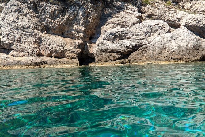 Private luxury speedboat tour-Islands, caves, beaches, snorkeling - Price, extra costs, and how to plan without surprises