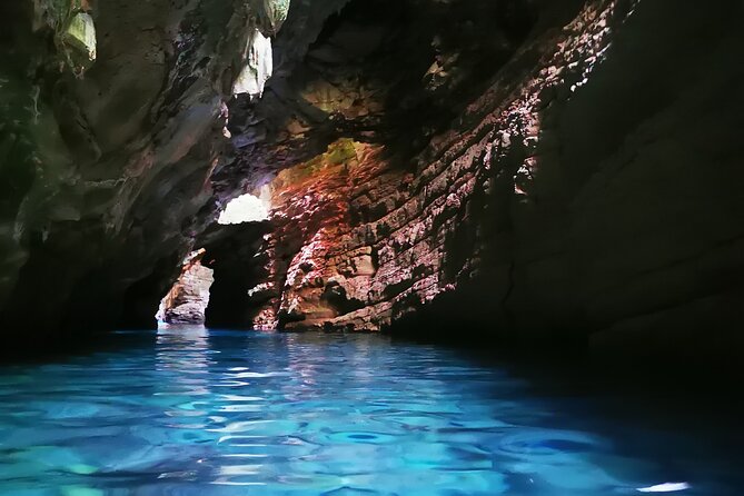 Private Speedboat tour to Sakarun Bay and Golubinka cave - A private speedboat plan built for Sakarun Bay time