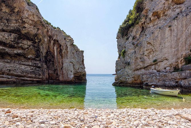Private Tour: Blue Cave and Hvar from Split - Hvar town with 90 minutes: what you can do and what to skip