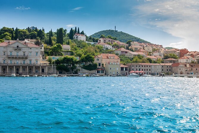 PRIVATE TOUR: Highlights & Hidden Gems of Dubrovnik With Locals - Rector’s Palace From the Outside, and When You’ll Want Tickets