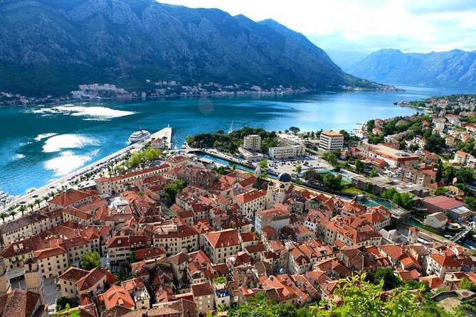 Private Tour: Montenegro Day Trip from Dubrovnik - Perast: Baroque charm with an earthquake backstory