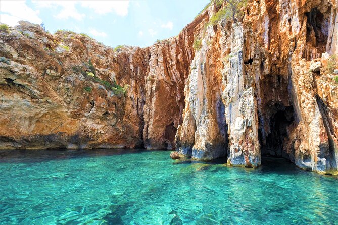 Private Tour of Red rocks, Pakleni Islands and Hvar's Southern Beaches - Key points before you go