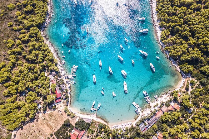 Private Tour of Red rocks, Pakleni Islands and Hvar's Southern Beaches - Snorkeling gear and onboard drinks, plus a comfort checklist