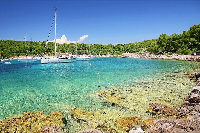 Private Tour of Red rocks, Pakleni Islands and Hvar's Southern Beaches - Skipper-led route tweaks: the real secret to a great day