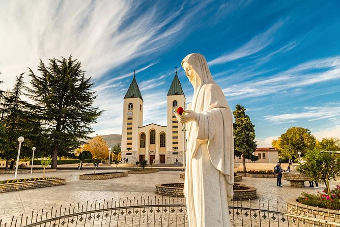 PRIVATE TOUR to Medugorje, Kravice waterfalls and Mostar - Quick hits before you go