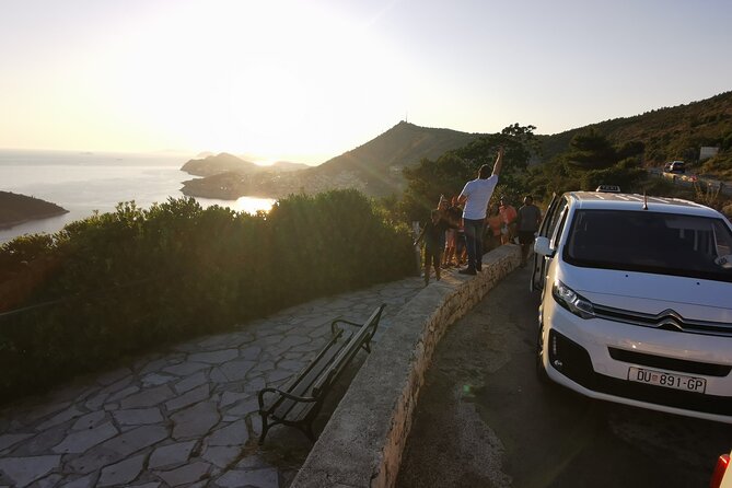 Private Transfer by 8 seats van from and to Dubrovnik Airport - Why a private 8-seat airport transfer beats the taxi shuffle