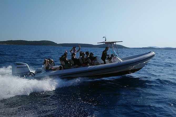 Private Transfer from Split Airport to Makarska - Price per group: getting value at $174.03 for up to 3