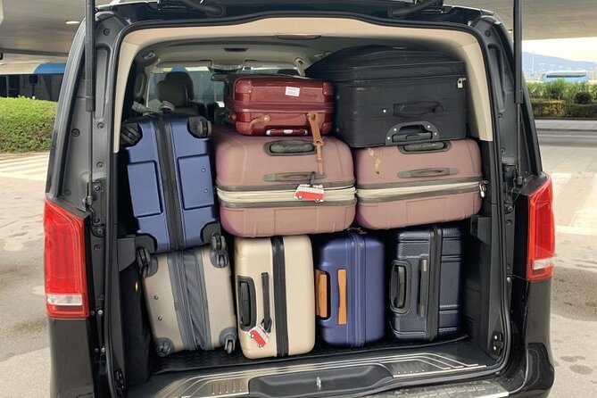 Private Transport from/to Croatia Hotel, Ports and Split Airport - Getting dropped off close to your destination, not across town