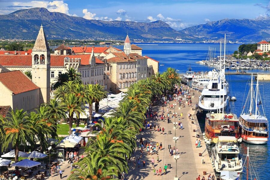 Private Trogir walking tour with LOCAL guide - Farmers market energy, without the tourist performance