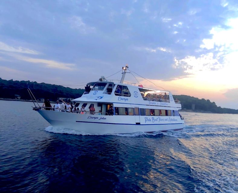 Pula: Dolphin&Sunset Cruise in Brijuni with Dinner&Drinks - Europa Boat from Pula: double-deck comfort and where you should sit