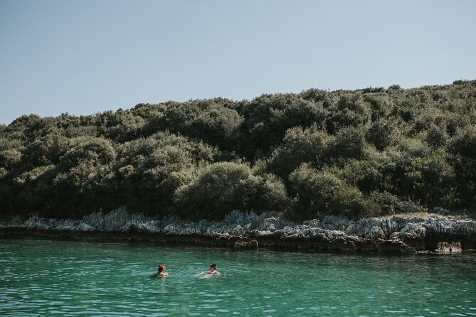 Rio excursion - Swim break with lunch - Premantura: Bays for Snorkeling, Jumping, and Fish-Filled Water