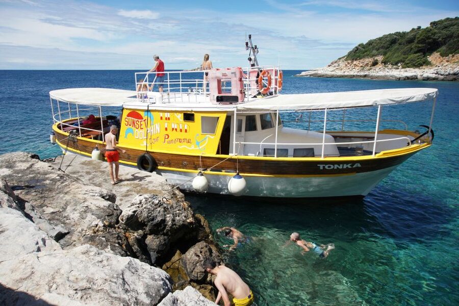 Rovinj Islands Boat Tour with Swimming - Why Rovinj by Boat Feels More Relaxing Than the Shore