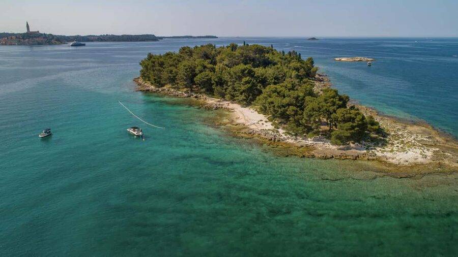 Rovinj: Luxury Island Hopping with Swimming & Snorkeling - Red Island and the Lighthouse Cruise: Why the Sea Views Are the Point