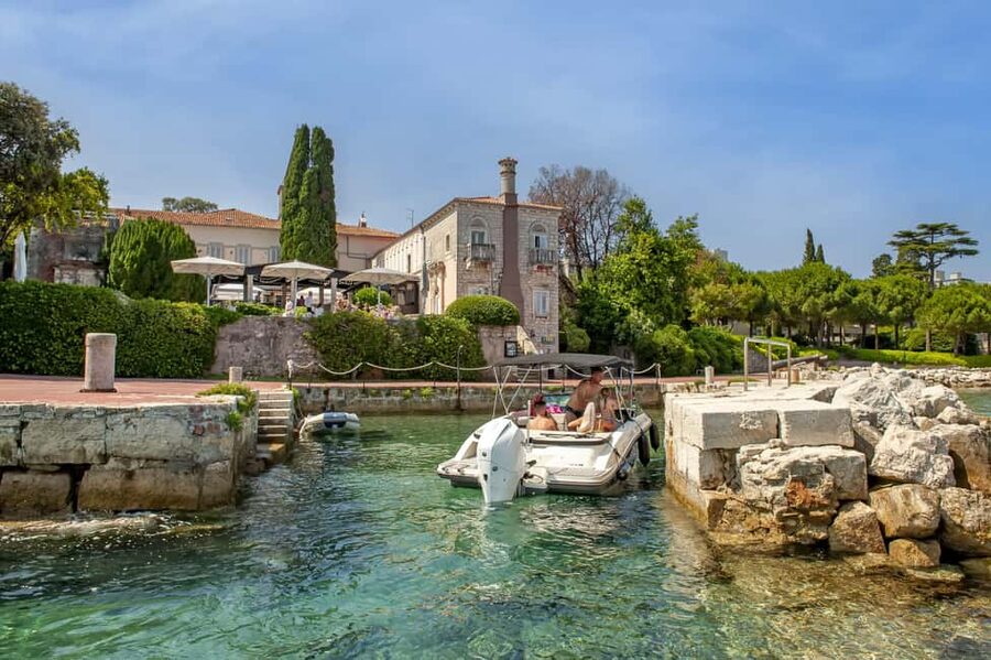 Rovinj: Luxury Island Hopping with Swimming & Snorkeling - Figarola Island: Shade, Drinks, and a Slower Pace