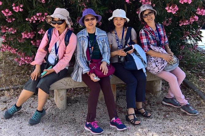 Rovinj walking tours - Group size, language, and practical comfort at 6:30 pm