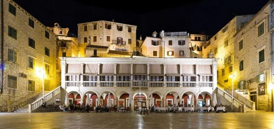 Sibenik: Guided Evening Walking Tour - Four Wells and the medieval logic of water