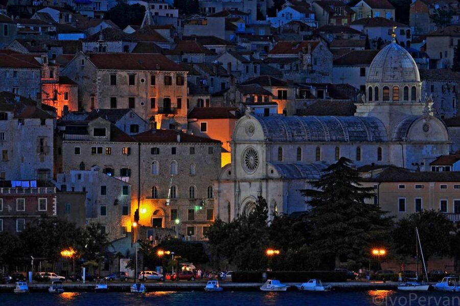 Sibenik: Guided Evening Walking Tour - Croatian National Theater at night, plus the 1896 electric lighting fact