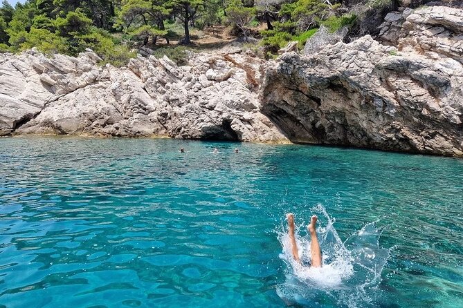 Speed Boat Tour to Elaphiti Caves and Sandy Beach from Dubrovnik - Why the small group and skilled skipper matter so much