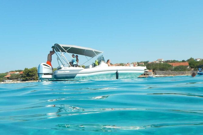 Speedboat Blue Lagoon & 3 Islands tour from Trogir - Drvenik Veli fisherman village pause: coffee, sightseeing, and local rhythm