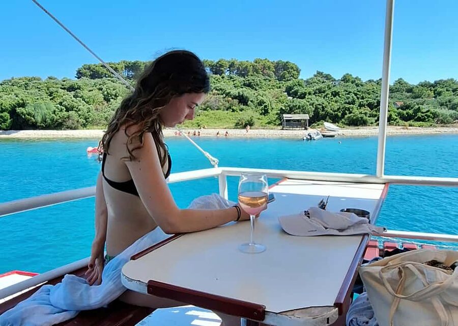 Split: 3 Island & Blue Lagoon Cruise with Lunch & Drinks - Comfort, What to Pack, and How to Choose Your Spot on Deck