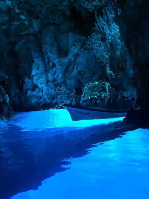 Split: 5 Islands Full-Day Tour to Blue Cave, Vis & Hvar - A comfortable speedboat changes how you feel after 10 hours