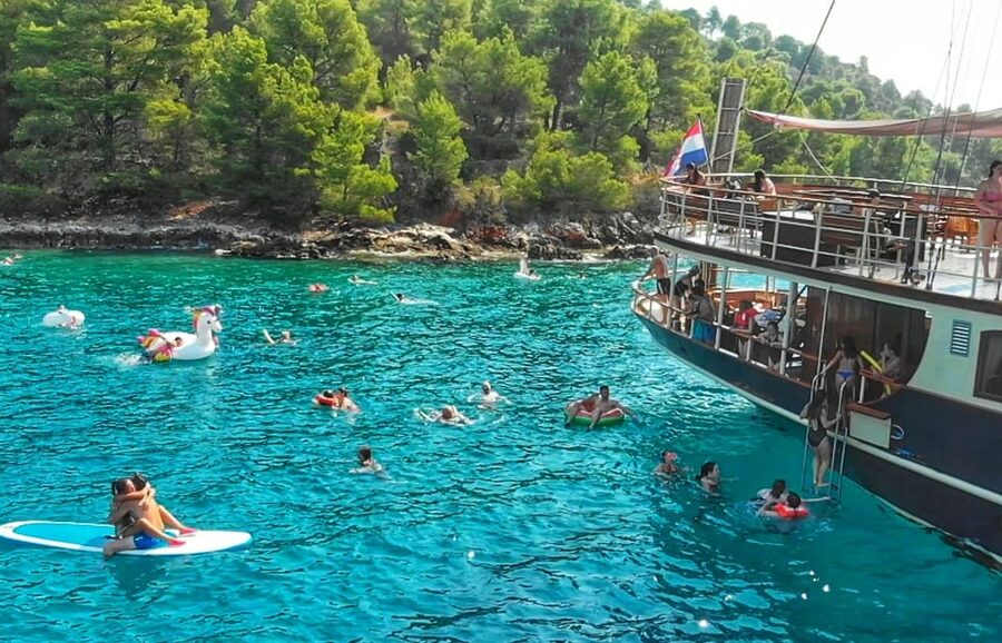 Split: All inclusive Brač & Šolta Island Swimming Cruise - Getting the most from the 7 hours: pacing, comfort, and photos